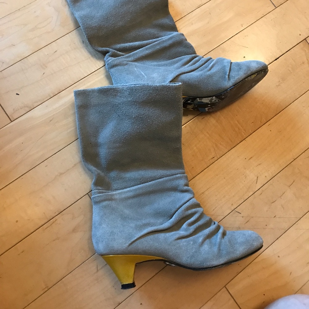 Suede bootie